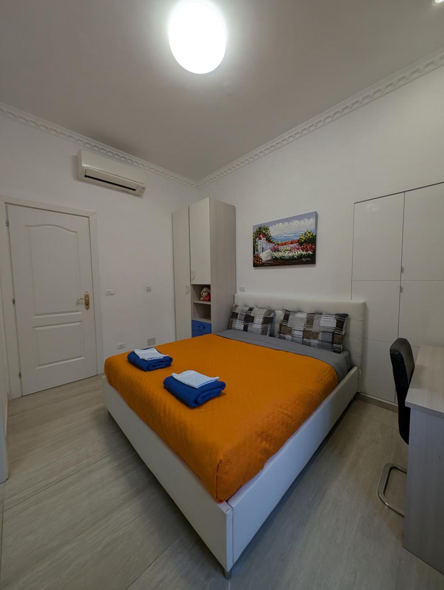 Quarto em Acomodações Particulares Francesco Romestay - Casa Vittorio *